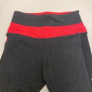 Pink Victoria’s Secret yoga leggings